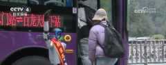 聚焦研发顺应景杂的机械人 